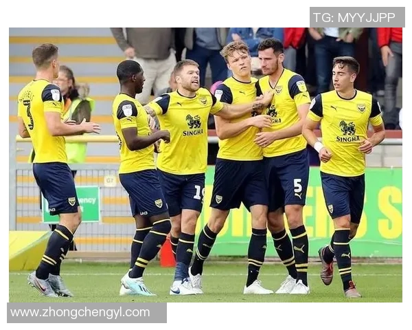 斯旺西主场迎战莱切斯特城双方争夺英冠关键三分之战 斯旺西主场迎战莱切斯特城双方争夺英冠关键三分之战